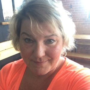 Meet your Posher, Lilly